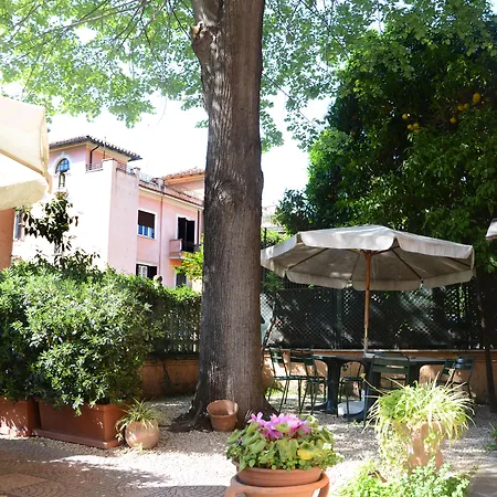 B&B A Vinicius Et Mita 4*